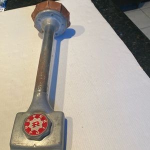 Vintage Steel Robert’s Rug Stretcher/Knee Kicker